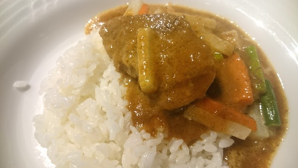 欧風カレー「GARAM食堂」